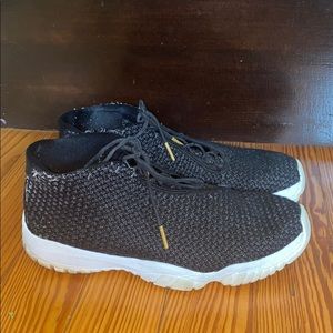 Air Jordan Future Black/White/Gold